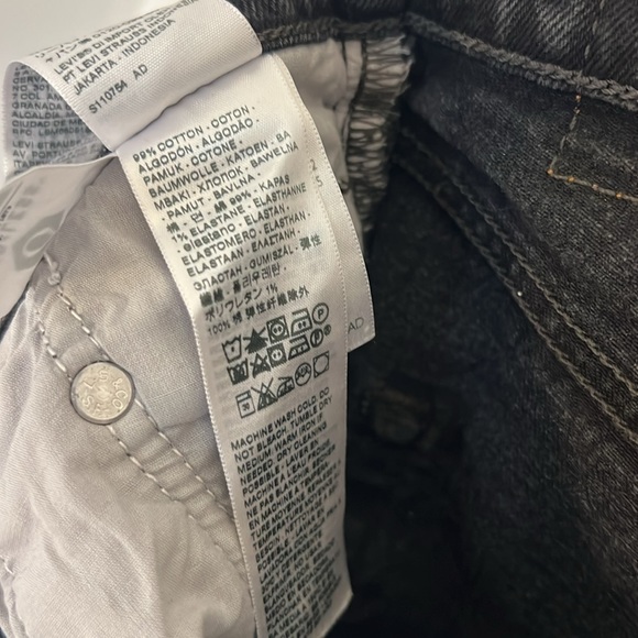 Levi’s Ribcage Cropped Bootcut Jeans - Picture 5 of 6